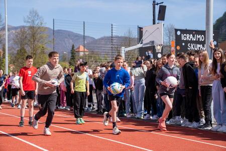 Kamnik dobil nov športni park novo srce gibanja med mestnima šolama (5)